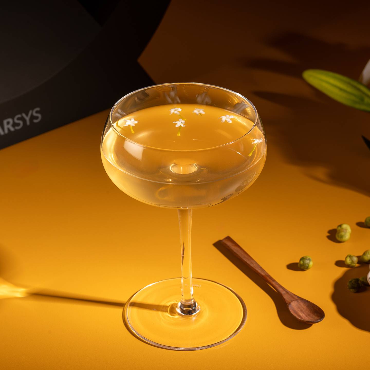 The Pineapple Blossom