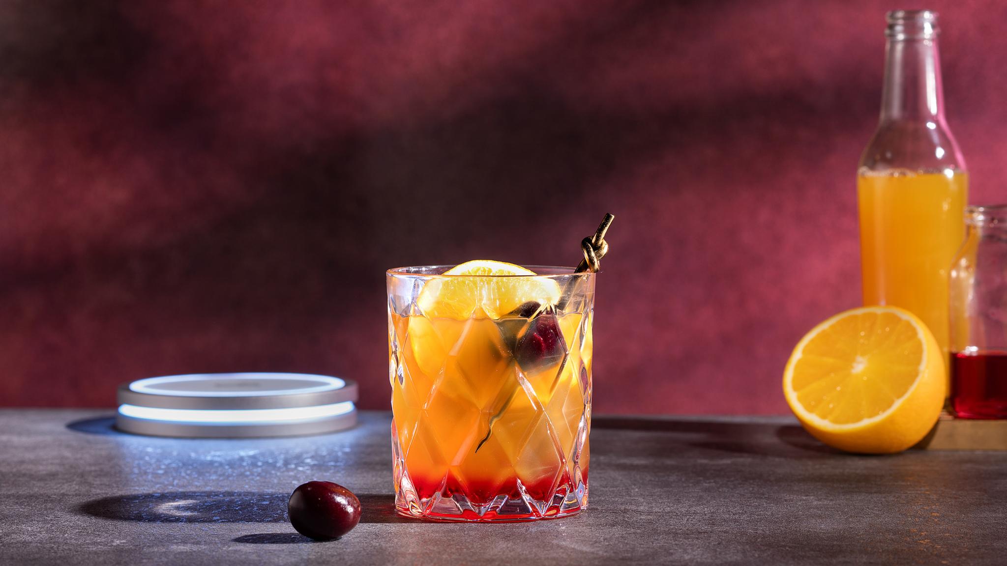The Jack-O-Lantern: A Halloween Cocktail with a Citrus Twist