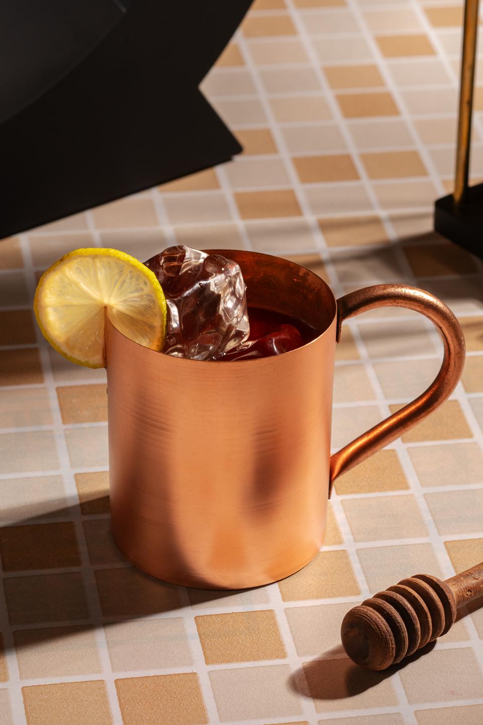 Golden Mezcal Mule: A Smoky and Spicy Twist