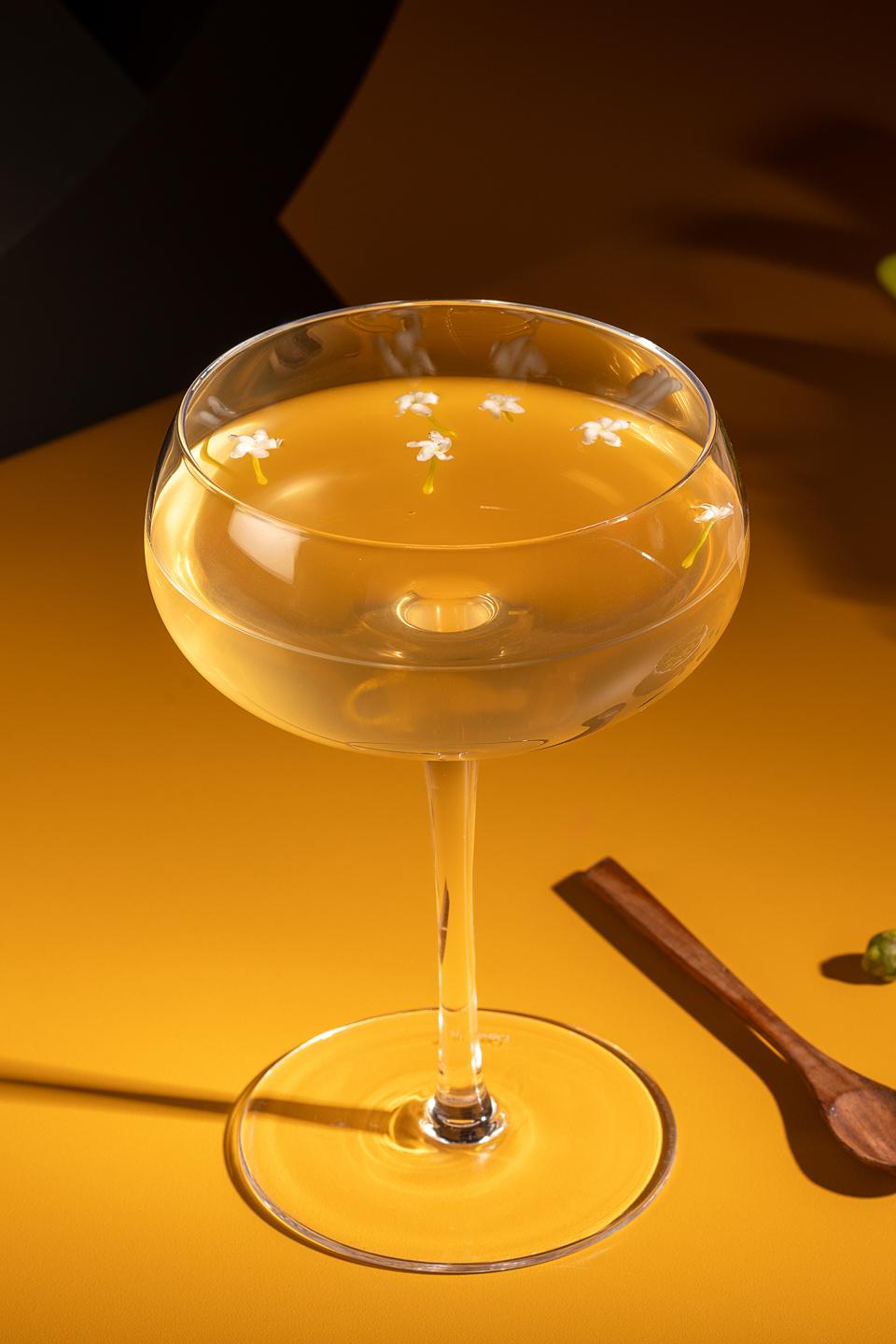 Agave Bloom: A Bright and Elegant Floral Delight