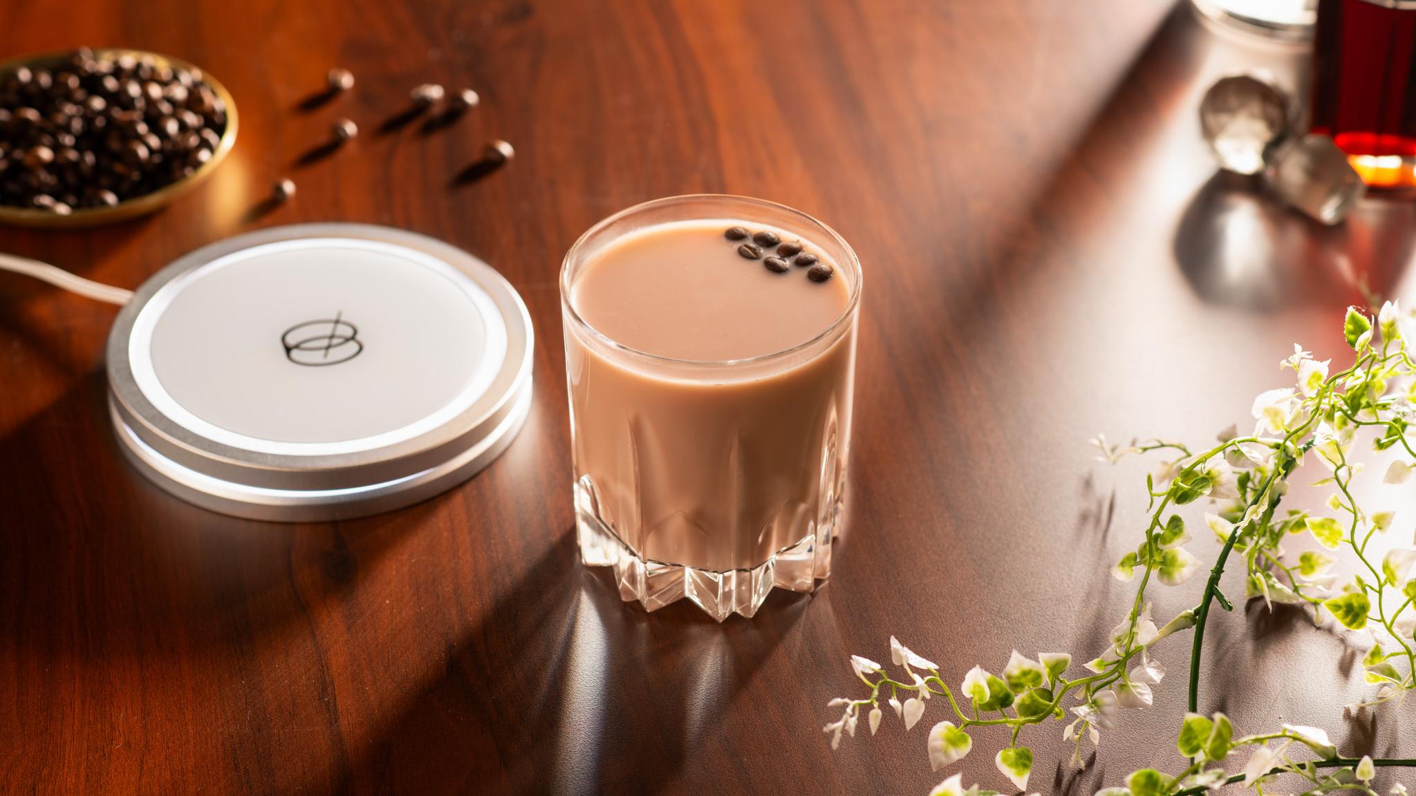 White Russian: A Creamy Classic for Every Occasion