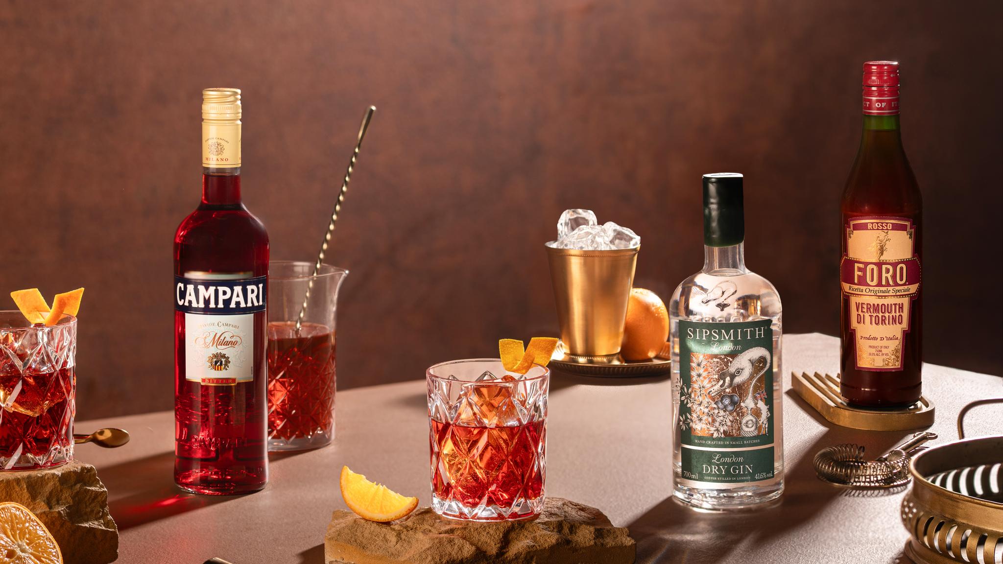 How to Stir a Perfect Negroni