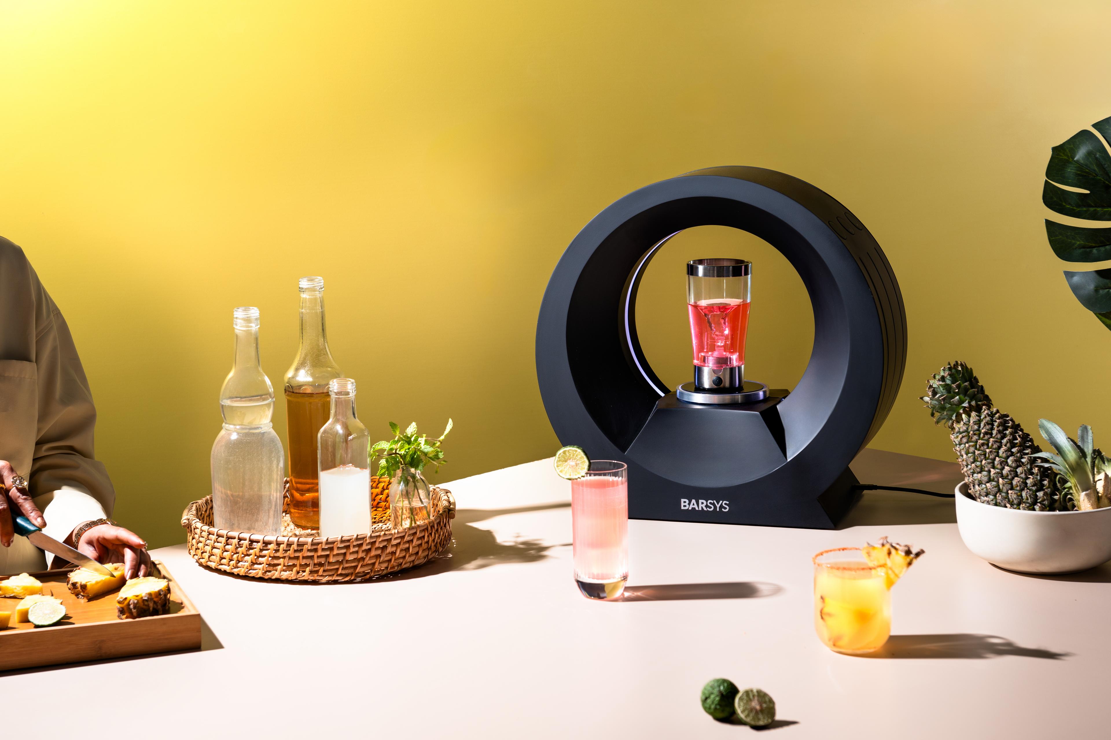 Cocktail ritual with Barsys 360 cocktail maker