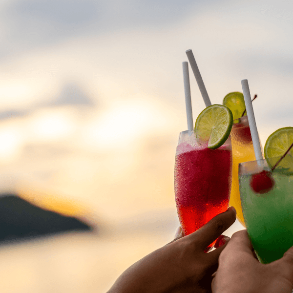 Taste the Flavors of Paradise with these Tropical Cocktails