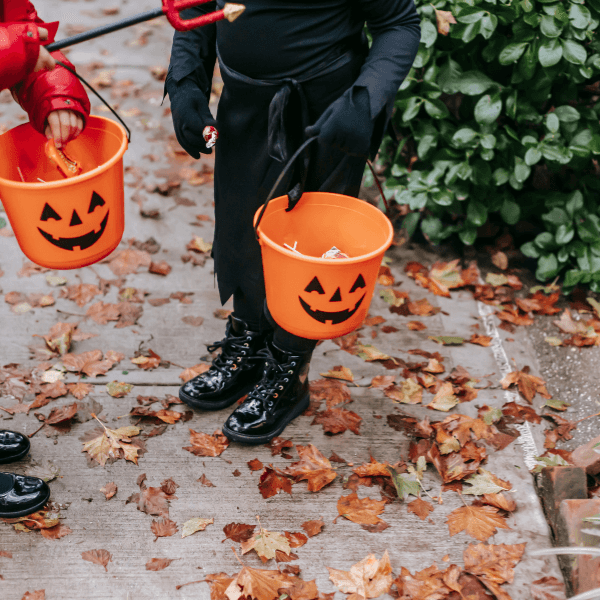 Costume Cocktails for Spooktacular Sips