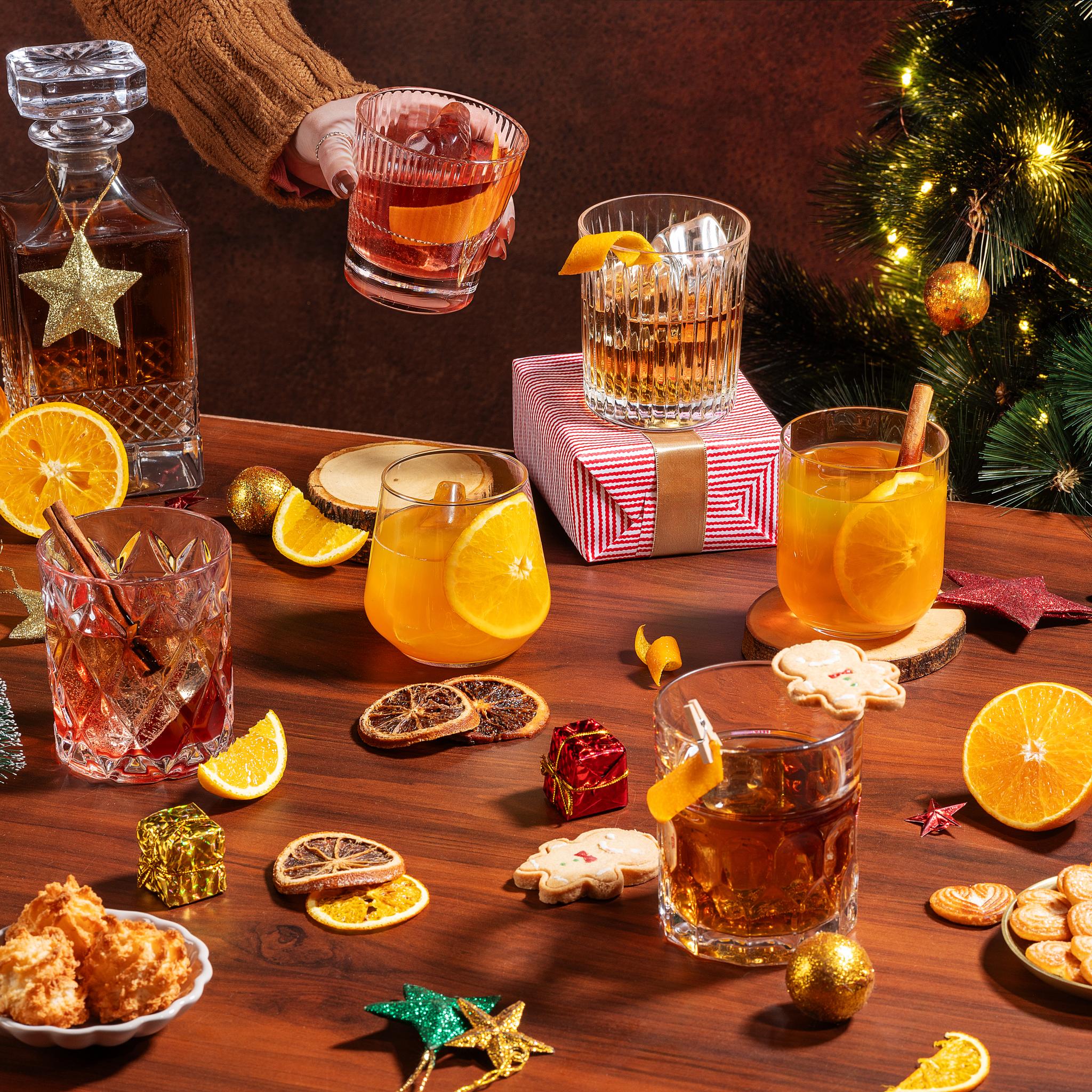 Holiday Cheer Cocktail Kit: Elevate Your Festive Celebrations