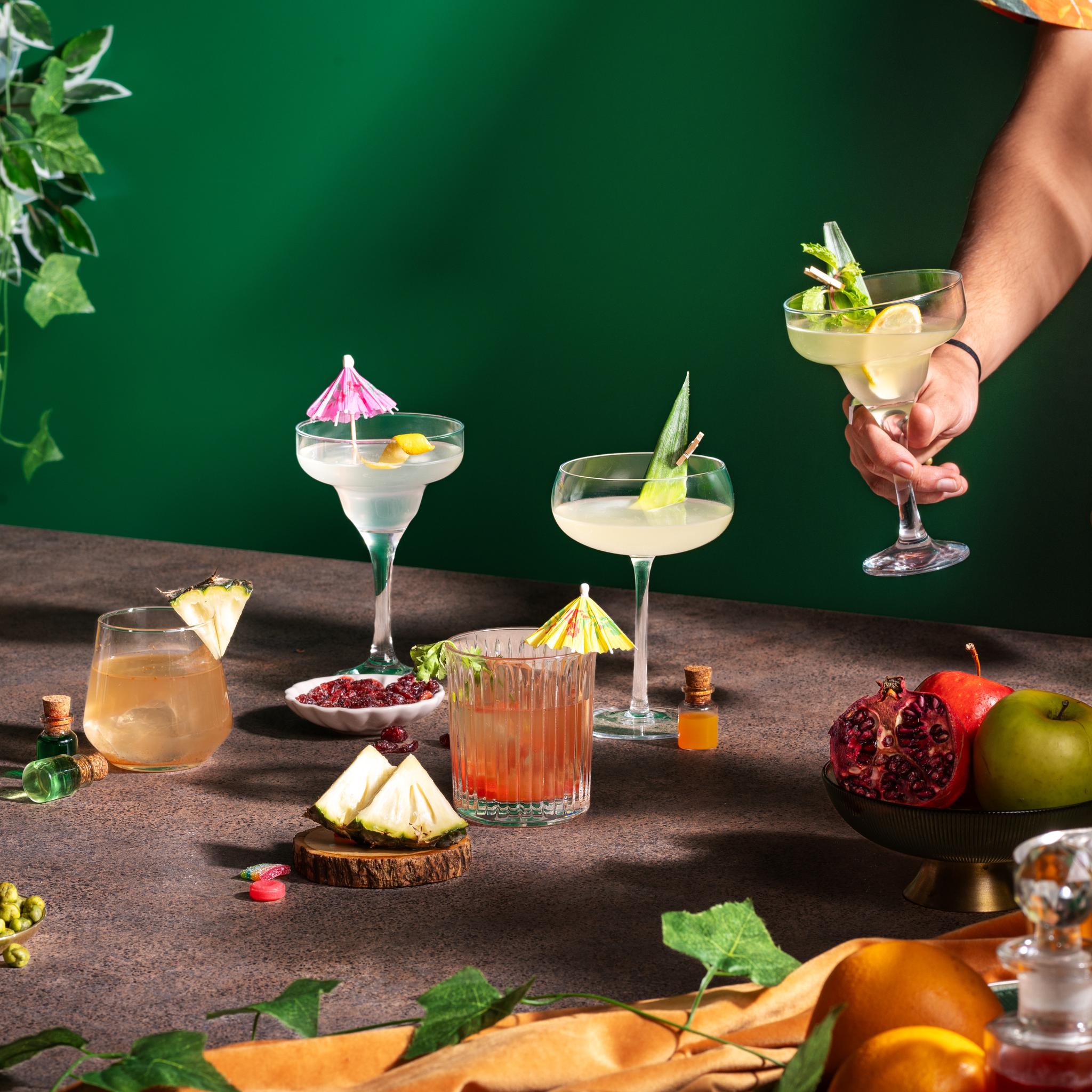 Tropical Cocktail Kit: A Journey Through Vibrant Flavors