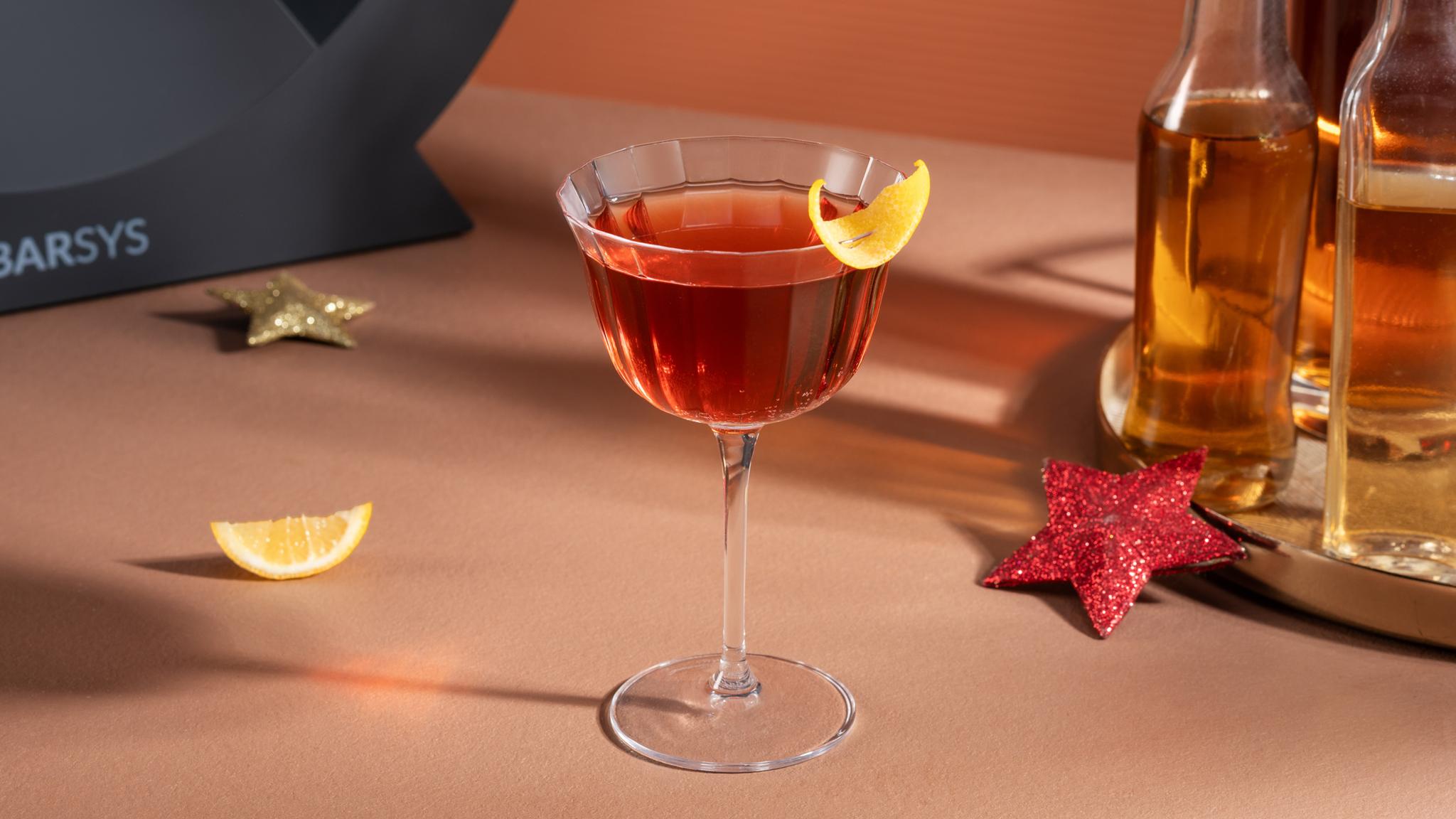 Amaretto Maple Smash: Sweet Sophistication in a Glass